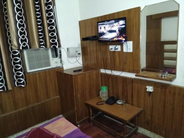 Silver Palace Hotel : photo 3 de la chambre chambre deluxe