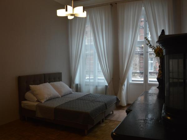 Ada Aparthouse : photo 3 de la chambre chambre double avec salle de bains privative extérieure