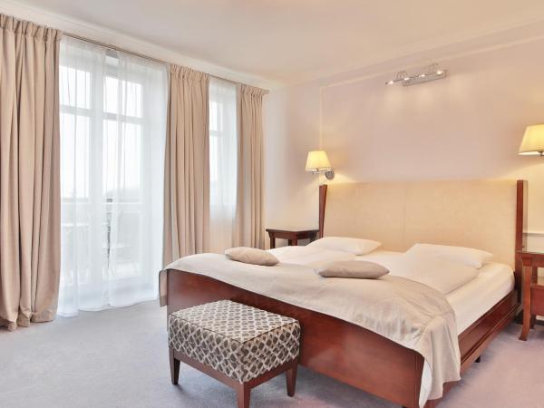 Sun Palace Wellness Hotel : photo 1 de la chambre deluxe room with balcony and colonnade view