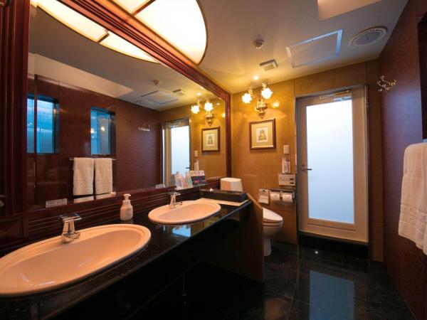 Hotel Concerto Nagasaki : photo 7 de la chambre suite exécutive avec piscine privée