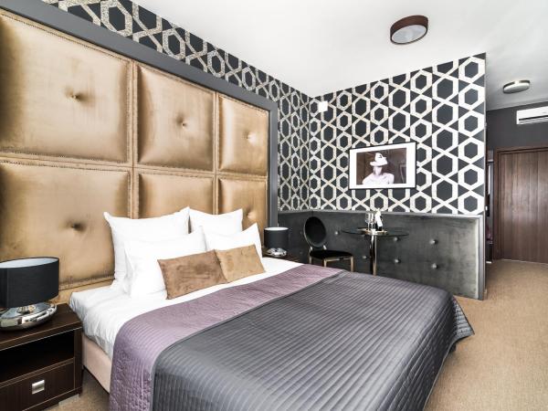 Hotel Luxor : photo 6 de la chambre chambre double supérieure