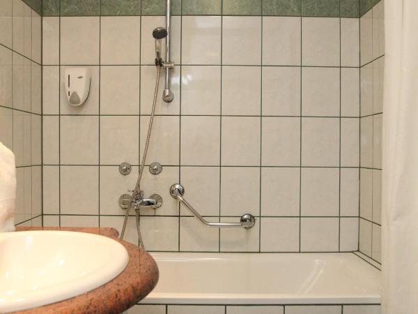 Hotel Spa Hévíz : photo 5 de la chambre suite standard