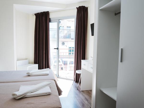 Hotel Celymar : photo 3 de la chambre chambre double ou lits jumeaux