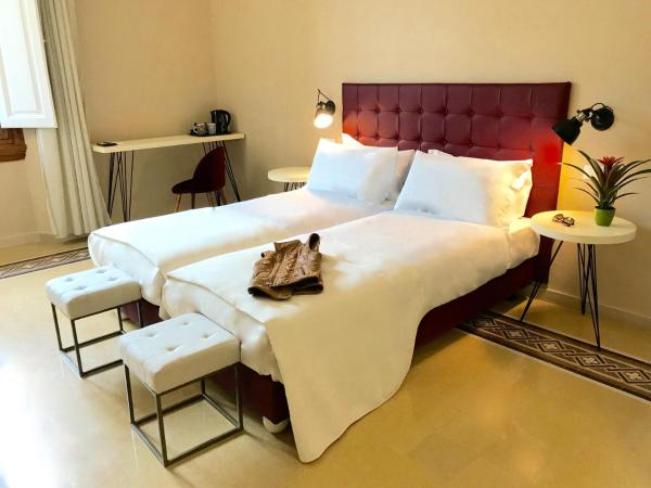 Guest House La Grancontessa : photo 1 de la chambre chambre double ou lits jumeaux