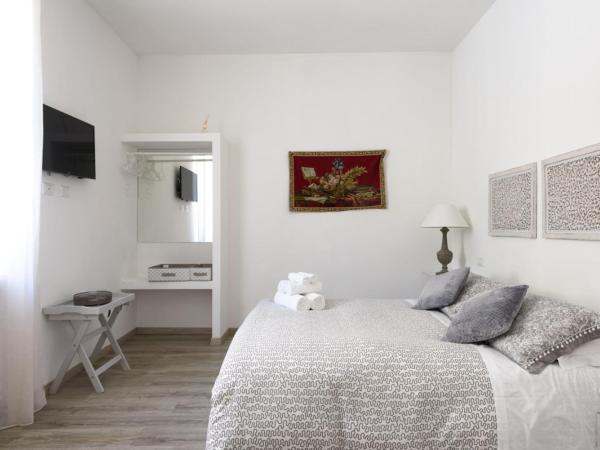 Siena Vip B&B : photo 6 de la chambre chambre double supérieure