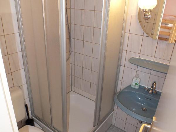 Hostel 45 : photo 4 de la chambre lit dans dortoir pour femmes de 4 lits