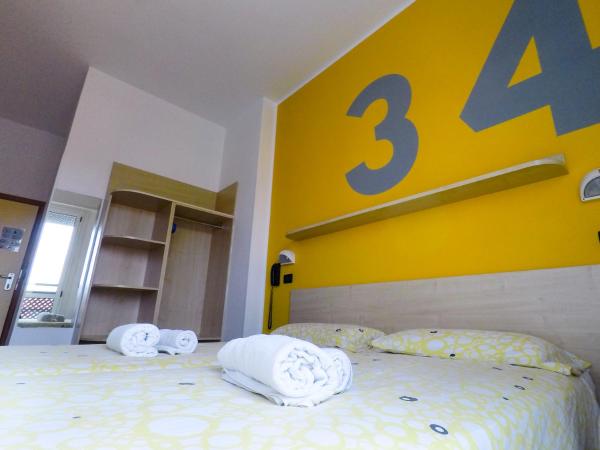 Hotel Morfeo - Young People Hotels : photo 9 de la chambre chambre double ou lits jumeaux