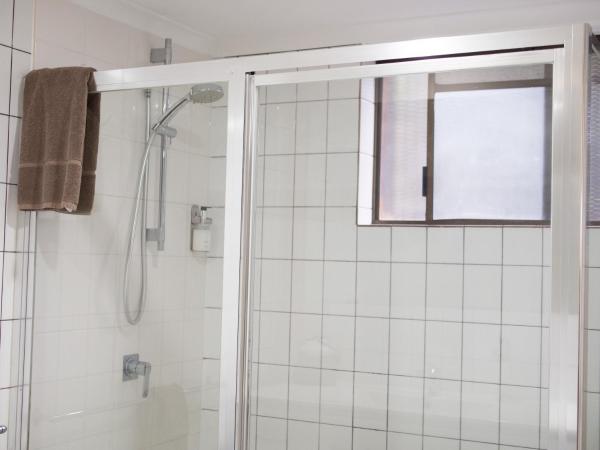 Sunnybank Star Hotel : photo 2 de la chambre chambre familiale avec kitchenette