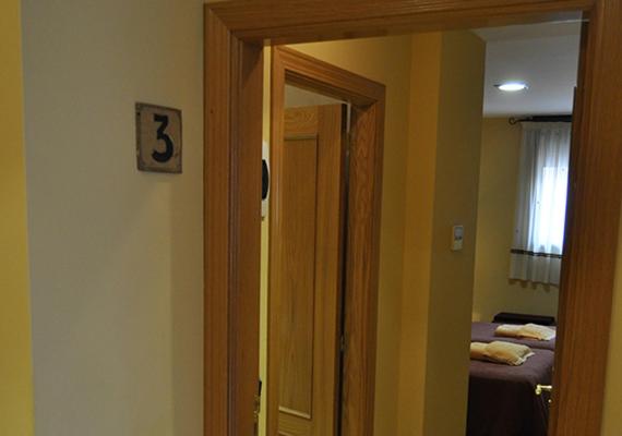 Hostal Puerta del Valle : photo 3 de la chambre chambre double