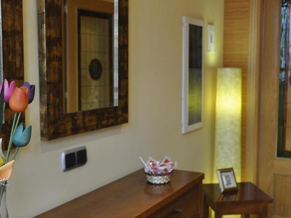 Hostal Puerta del Valle : photo 7 de la chambre chambre lits jumeaux deluxe