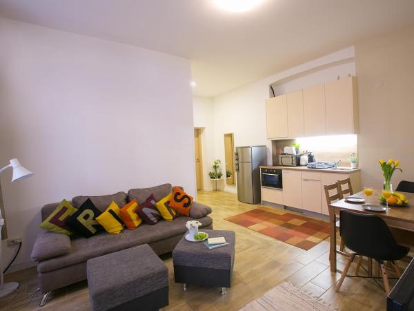 Friends Hostel & Apartments : photo 1 de la chambre appartement supérieur 2 chambres