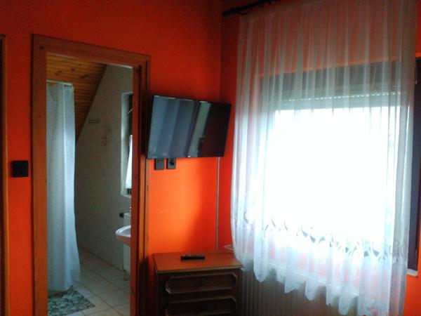 Napfény villa : photo 2 de la chambre chambre lits jumeaux standard - vue sur montagne