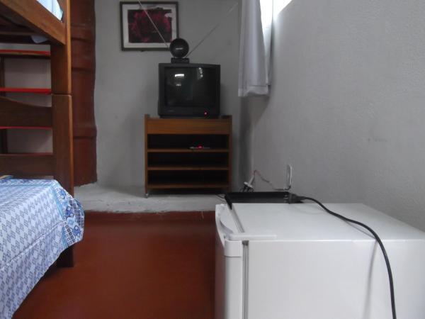 Tião Botelho Guest House : photo 2 de la chambre chambre lits jumeaux standard avec salle de bains commune