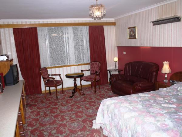 Motel Mayfair on Cavell : photo 4 de la chambre chambre standard lit queen-size