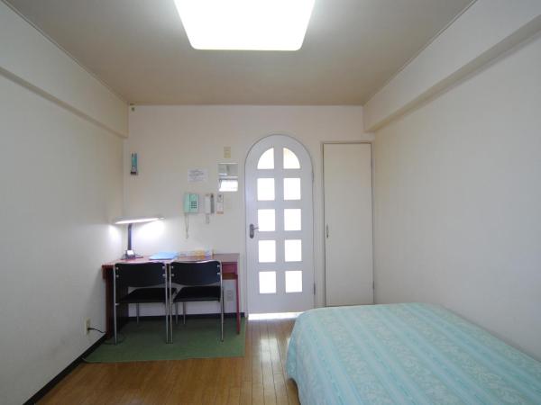 Weekly Green In Namba : photo 1 de la chambre chambre simple - non-fumeurs