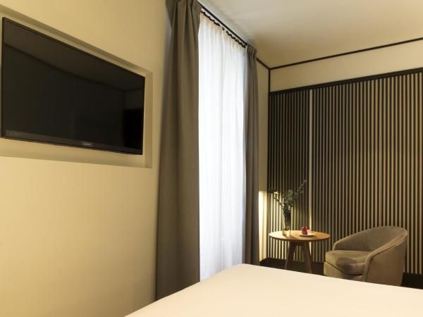 ICON Embassy : photo 4 de la chambre chambre double ou lits jumeaux (1-2 adultes)