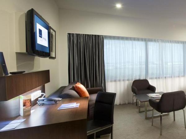 Novotel Brisbane Airport : photo 3 de la chambre chambre double standard avec 2 lits doubles