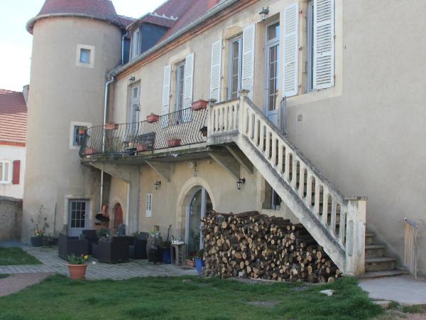 Château Besson : photo 6 de la chambre appartement - rez-de-chaussée