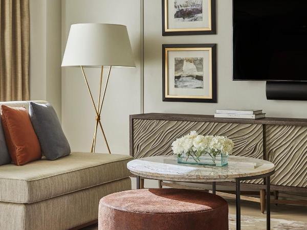 Four Seasons Hotel Austin : photo 2 de la chambre deluxe lake view high floor room