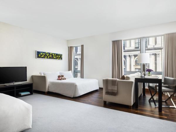 The Langham, New York, Fifth Avenue : photo 8 de la chambre suite junior