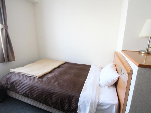 Sakura Hotel Hatagaya : photo 2 de la chambre chambre simple