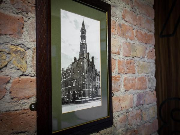 PubLove @ The Crown, Battersea : photo 2 de la chambre lit dans dortoir mixte de 3 lits avec salle de bains commune