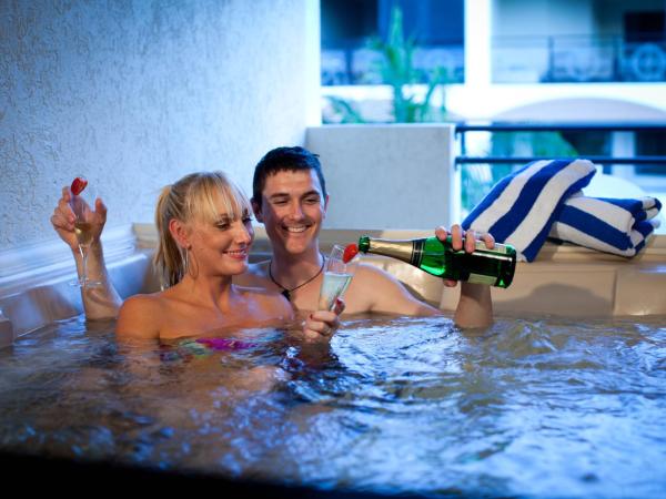 Regal Port Douglas : photo 8 de la chambre appartement 1 chambre avec jacuzzi
