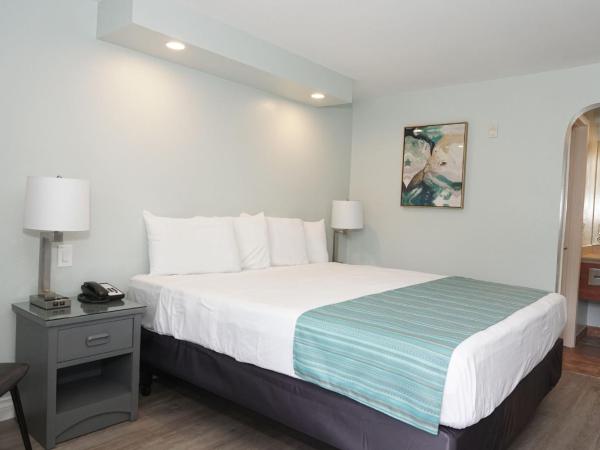 Riverleaf Inn Mission Valley : photo 2 de la chambre chambre lit queen-size deluxe
