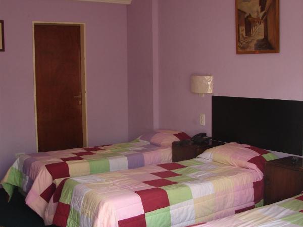 Palermo Soho Hostel : photo 8 de la chambre chambre familiale avec salle de bains privative (5 adultes)