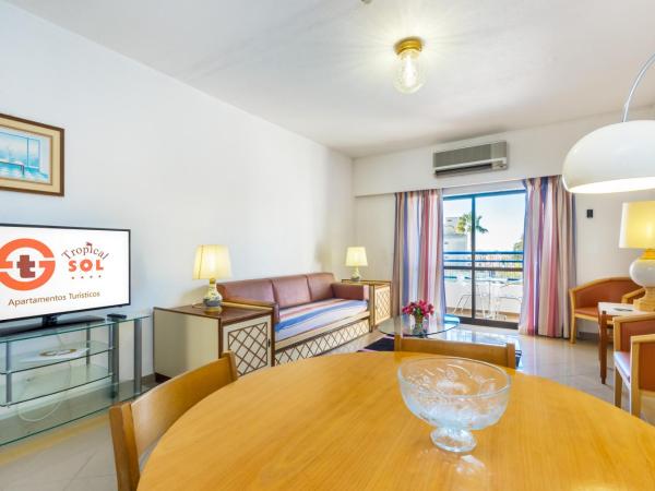 Tropical Sol : photo 1 de la chambre appartement 1 chambre - vue sur piscine