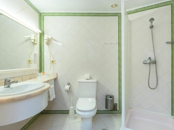 Tropical Sol : photo 2 de la chambre appartement 2 chambres - vue sur piscine