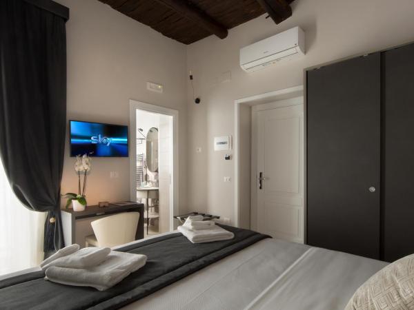 Naplesuite : photo 2 de la chambre chambre double