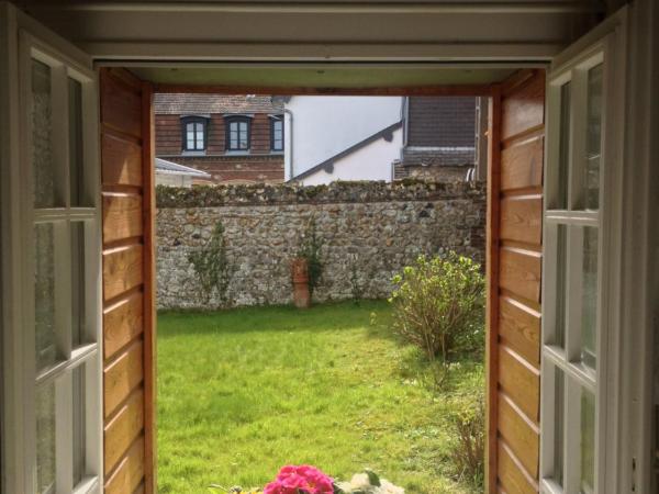 Honfleur à deux : photo 6 de la chambre chambre double - vue sur jardin