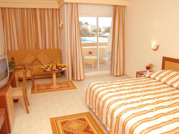 El Mouradi Tozeur : photo 1 de la chambre chambre quadruple