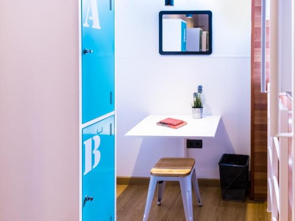 Far Home Bernabeu : photo 4 de la chambre lit dans dortoir mixte de 6 lits