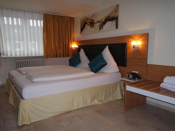 Hotel Drei Kronen : photo 3 de la chambre chambre double