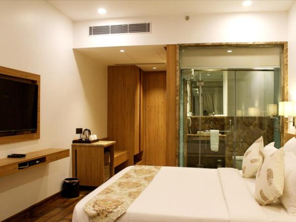 SKK Blu Formerly Known as Blu Feather Hotel & Spa : photo 1 de la chambre chambre lit king-size supérieure