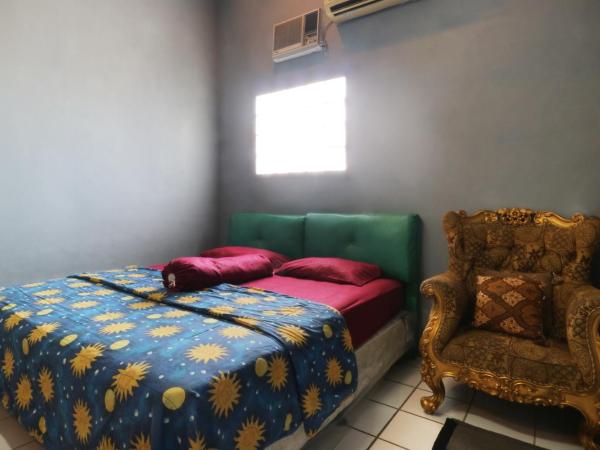 Villa Sri Manganti : photo 3 de la chambre chambre double standard avec salle de bains commune