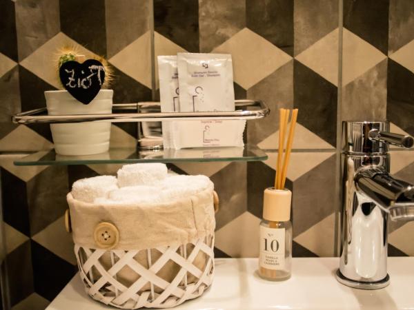 Arsenale Suites : photo 7 de la chambre chambre double standard avec jardin privatif