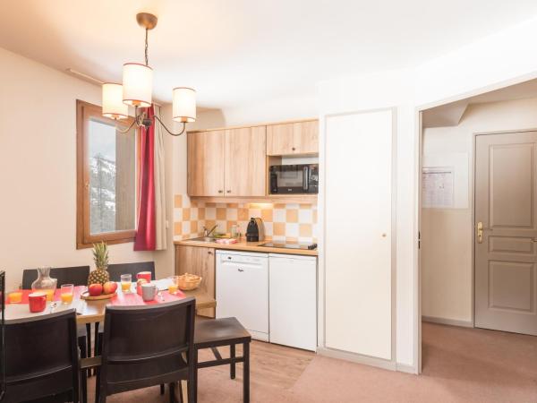 Résidence Pierre & Vacances l'Albane : photo 6 de la chambre appartement 1 chambre - vue sur montagne (4 personnes)