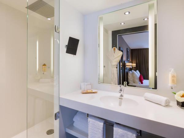 Best Western Premier de La Poste & Spa : photo 4 de la chambre chambre lit queen-size confort