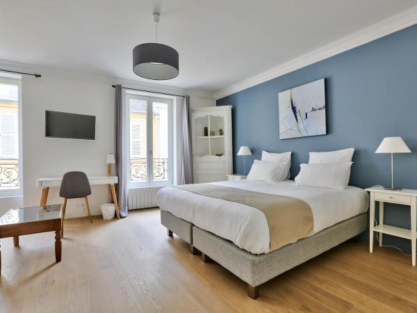 Le clos de l'olivier : photo 2 de la chambre chambre double ou lits jumeaux supérieure