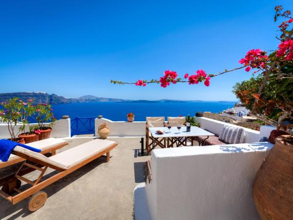Chelidonia Traditional Villas : photo 1 de la chambre villa familiale - vue sur caldeira