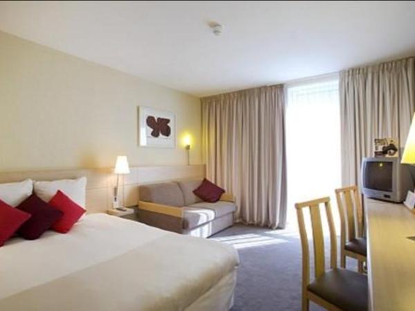 Novotel Torino Corso Giulio Cesare : photo 4 de la chambre chambre king standard avec canapé-lit