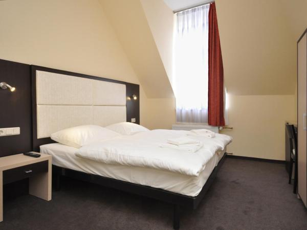 Hotel Bova : photo 1 de la chambre chambre double ou lits jumeaux