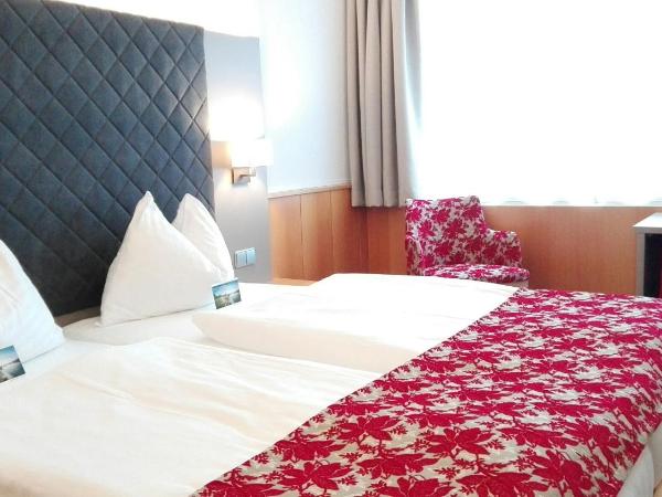 Stadtoase Kolping Hotel : photo 6 de la chambre chambre double ou lits jumeaux