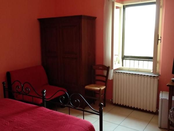 Agriturismo San Fedele : photo 2 de la chambre chambre double avec salle de bains privative