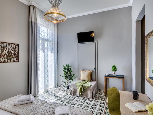 Mosaic : photo 1 de la chambre chambre double/lits jumeaux spacieuse avec balcon