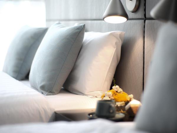 Hotel Ease Access Tsuen Wan : photo 2 de la chambre family ease quad