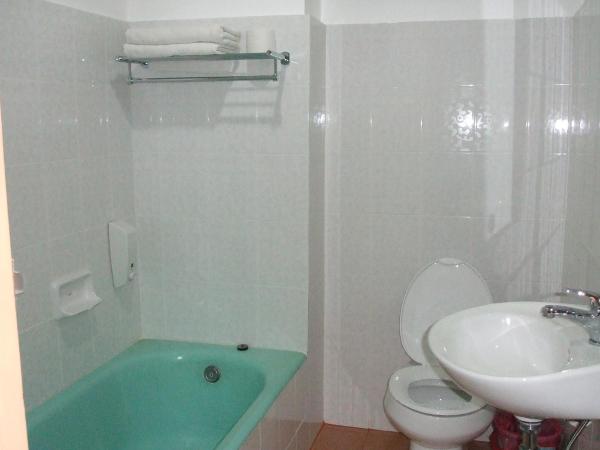 Muangphol Mansion : photo 9 de la chambre chambre double standard